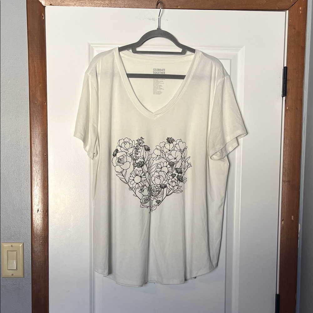Cream Floral Graphic Women's Tee